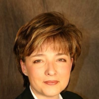 Lynda Elley